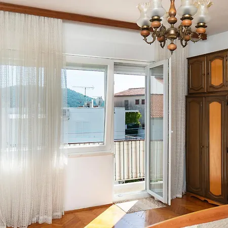 Luketa Apartment Primosten