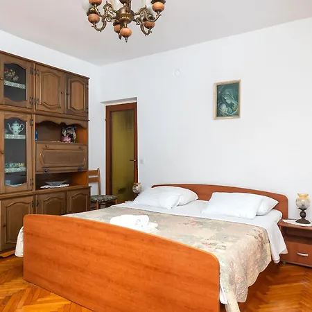 Luketa Apartment Primosten