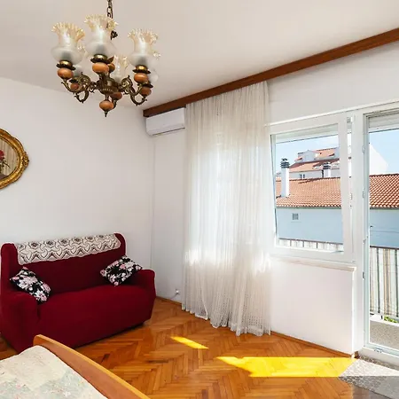 Apartment Luketa Primosten