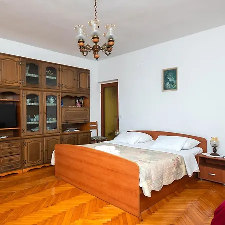 Luketa Apartment Primosten